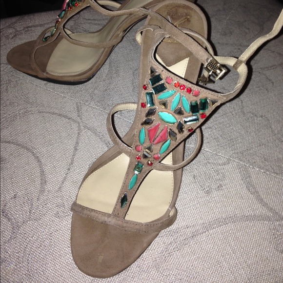 Camel sandals with stone detail