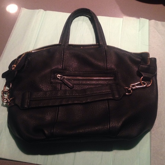 Black leather purse