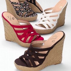 HP💥LOWEST💥 Colin Stuart Espadrille wedges