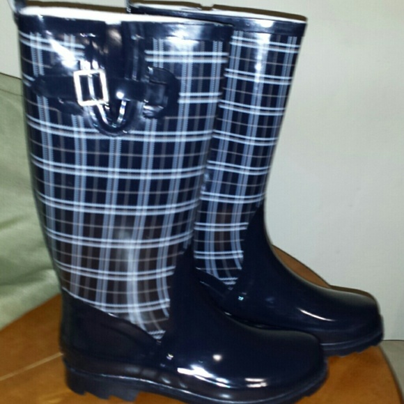 Rain boots