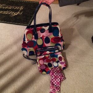 Coach Set of bag, wallet,cosmetic case and scarf