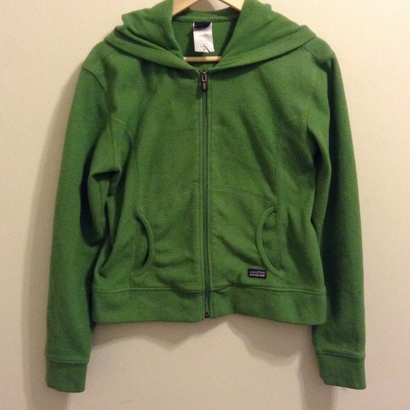 green patagonia hoodie