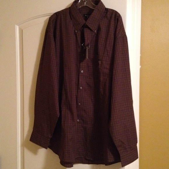 Van Heusen Men's Dress Shirt