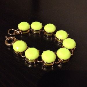 Neon yellow dot bracelet