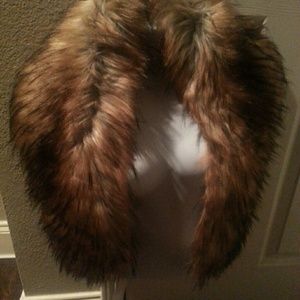 Faux fur Collar