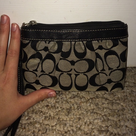 Coach Wallet - Picture 3 of 3