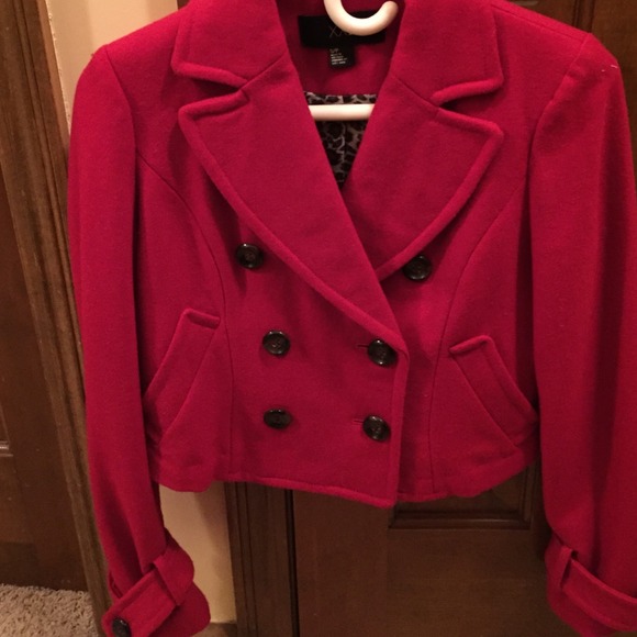 Cropped red jacket