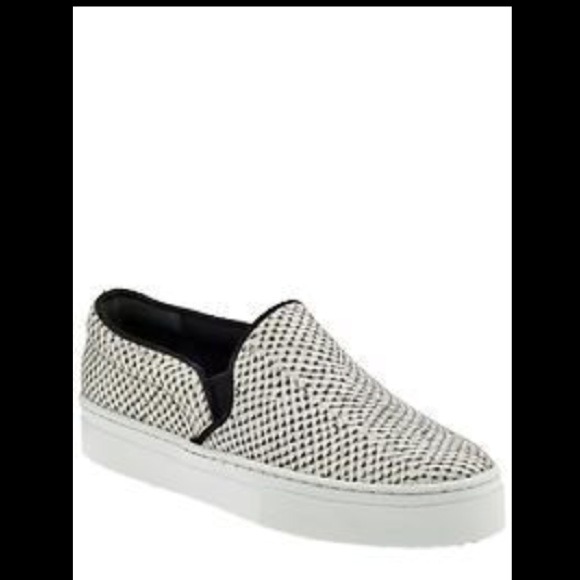 ❌SOLD❌ Schutz Amisha Snakeskin Slip-on Sneaker