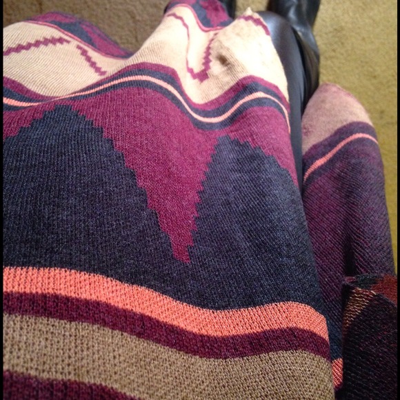 ❌BUNDLED❌ Aztec open cardigan sweater - Picture 3 of 3