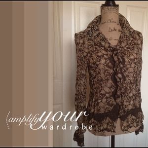 Beautiful Brown & Tan Top w/Lace Accents