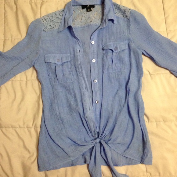 Light blue shirt