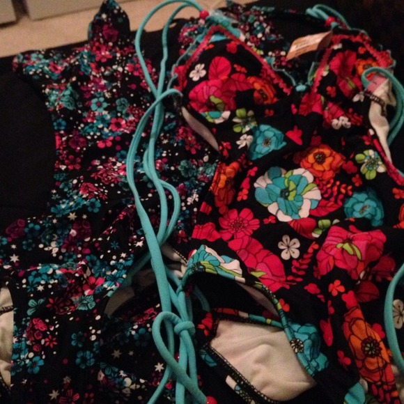 I will take 20$ each NO LOWER! 🅿️🅿️