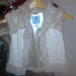 Beautiful Marciano vest 100% rabbit fur
