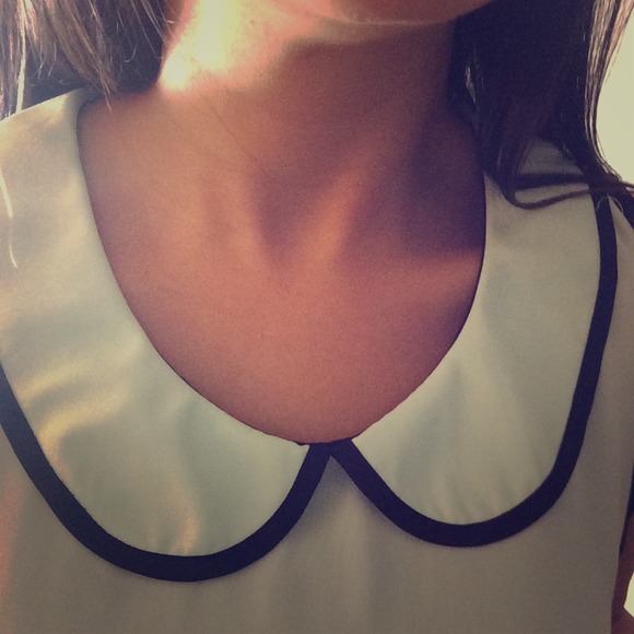 Peter Pan collar tank top in mint color