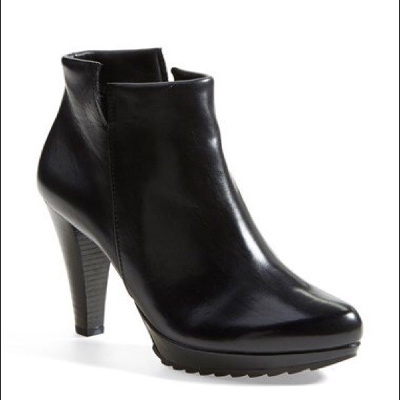 paul green taylor bootie