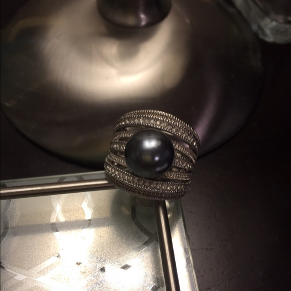 Avon ring