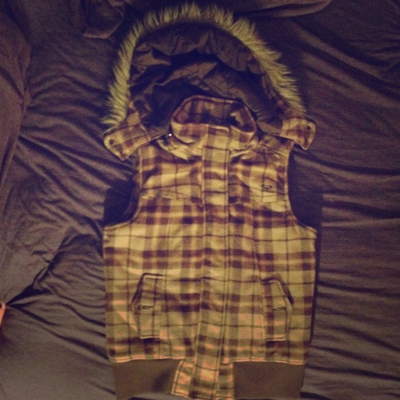 Roxy Plaid Furry Hood Vest