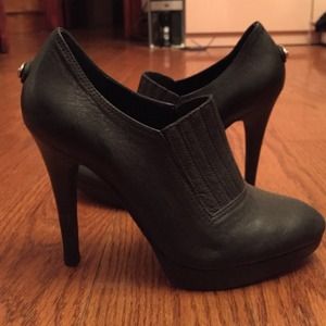 BCBG maxazria black leather stiletto booties