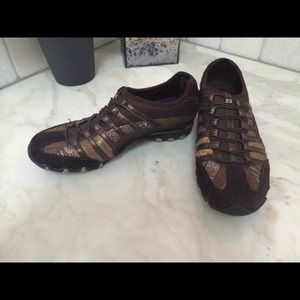 Skechers size 7 1/2