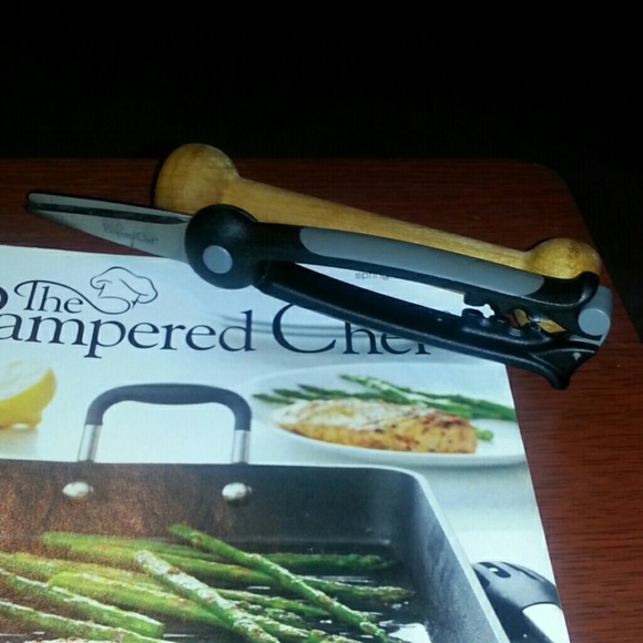 SOLD!!! Pampered Chef - Picture 3 of 3