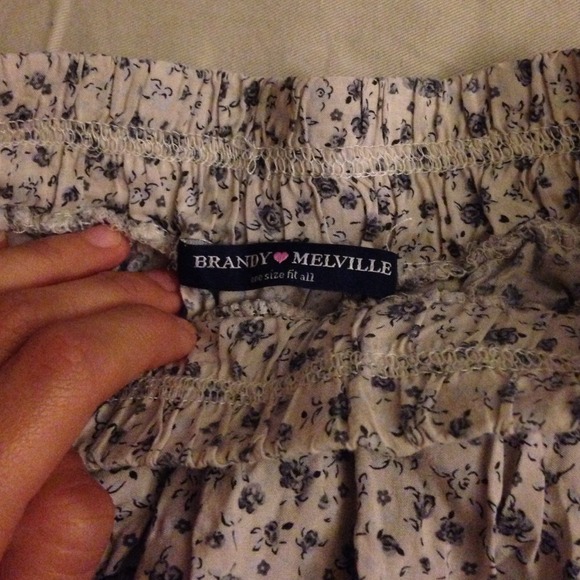 Brandy Melville skirt