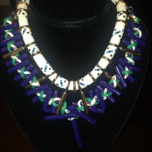 Gorgeous knotted blues