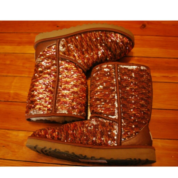 UGGS WORN ONCE