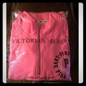 Make offer.Brand new Victoria Secret PINK half-zip