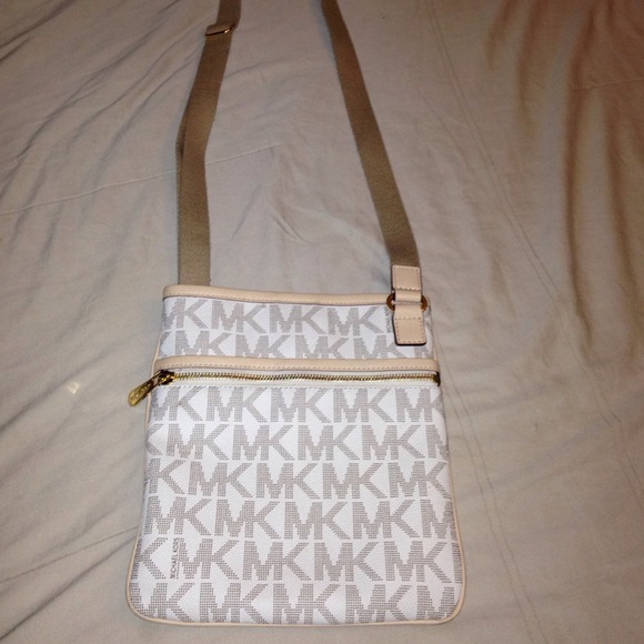 Michael kors cross body bag