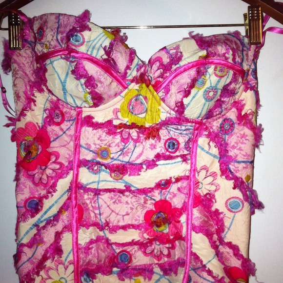 SOLD    Bustier with spaghetti straps