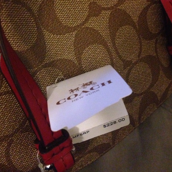 Small Coach Bag - Authentic - New - Picture 4 of 4