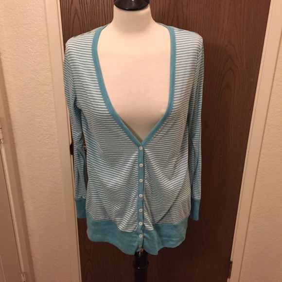 Beautiful light cardigan.