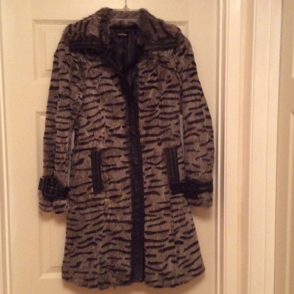 Nice warm bebe rabbit fur coat with leather