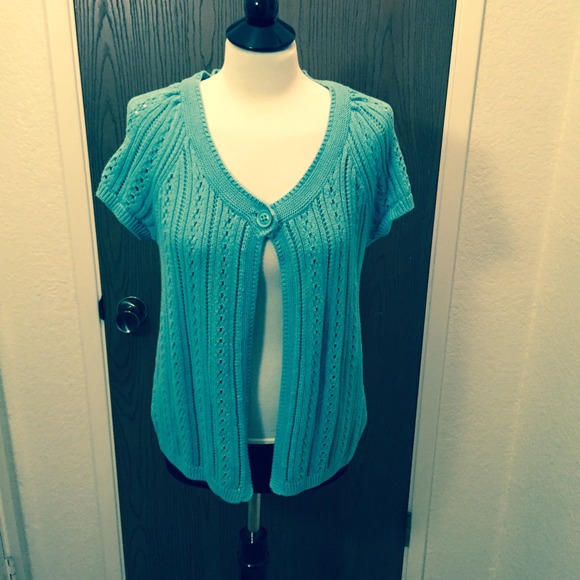 Sonoma beautiful green sweater