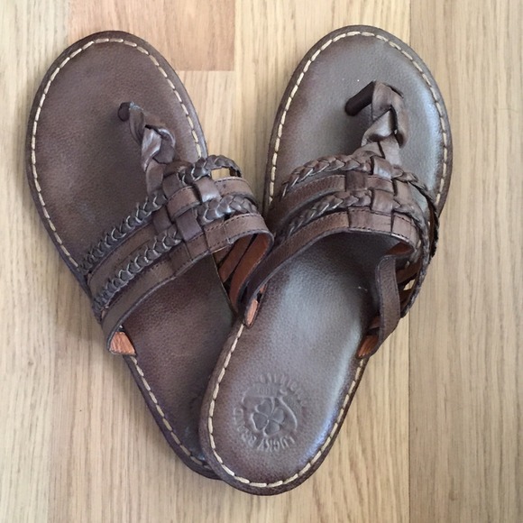 Lucky Brand Slides