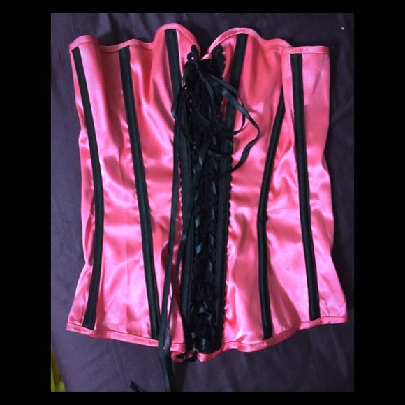 Pink and black corset - Picture 1 of 2