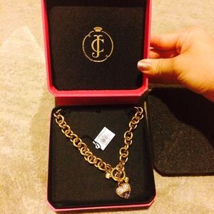 Juicy couture heart necklace