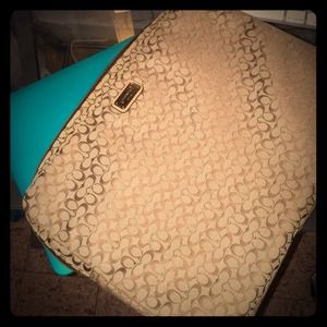 Coach Laptop Case 👎Absolutely no trades or PP👎