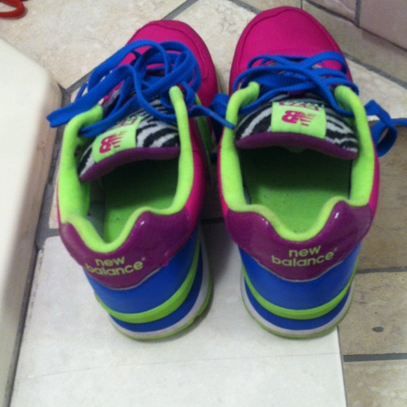 New Balance - Picture 3 of 4