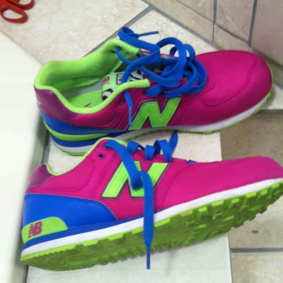 New Balance - Picture 4 of 4