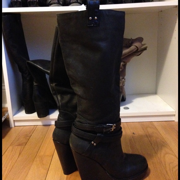 Jessica Simpson boots. Size 7...worn only once!