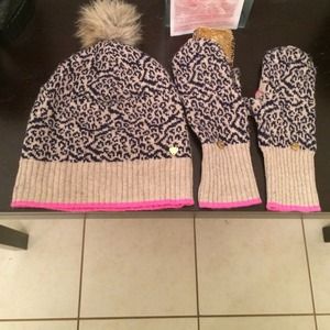Juicy Couture Hat Convertible Mittens,Big Girls XL