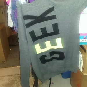 GEEK Forever21 pullover (Open to offers & trades)