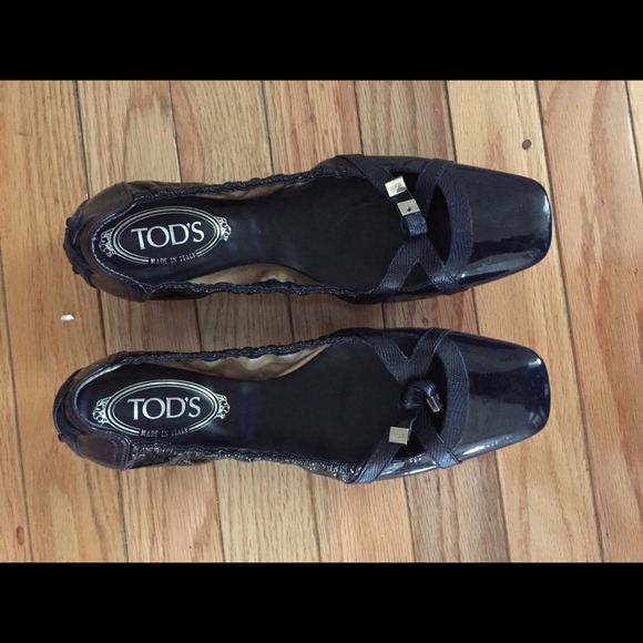 Tod's driving flats. Size 9 in patent navy