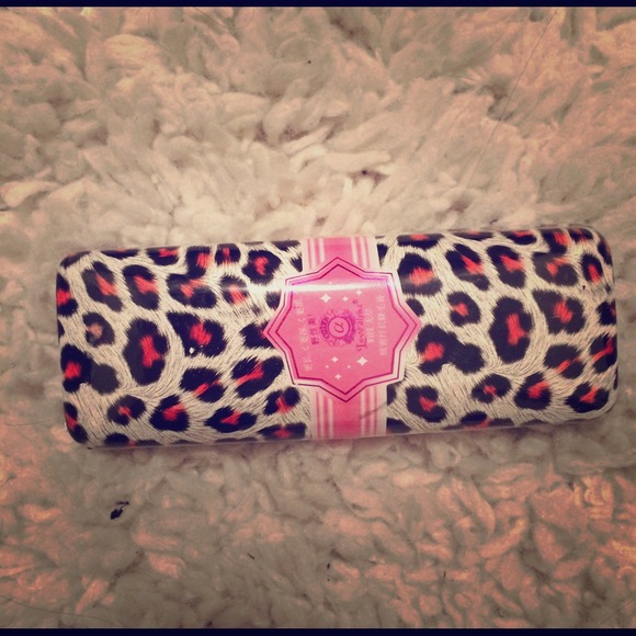 alpha Love mascara!!!