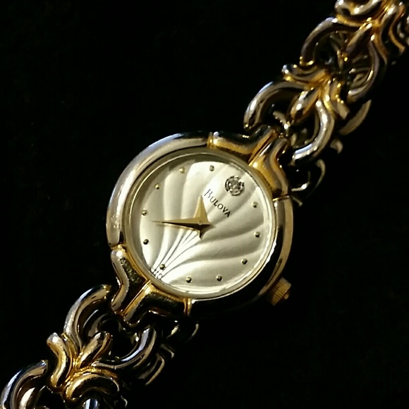 Bulova womens watch - Picture 2 of 3