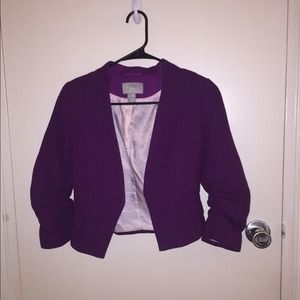 Purple 3/4 sleeve collarless blazer