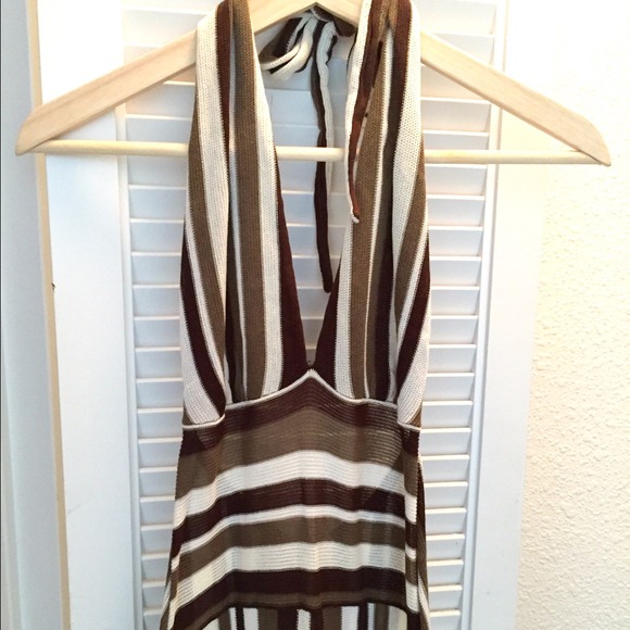 ❌SOLD❌ Alice + Olivia Halter Top Maxi Dress