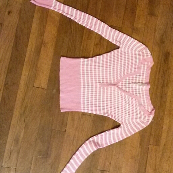 Abercrombie and Fitch  long sleeve v neck shirt
