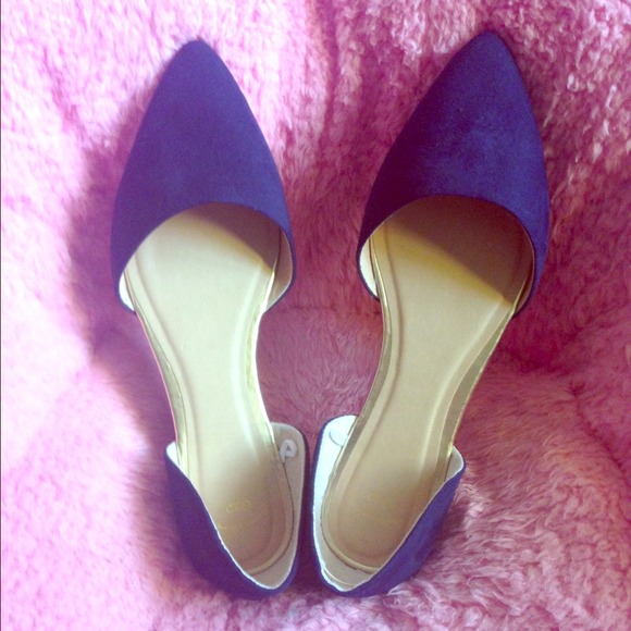 ❤️SOLD❤️🔷Blue GAP Shoes🔷 - Picture 1 of 3